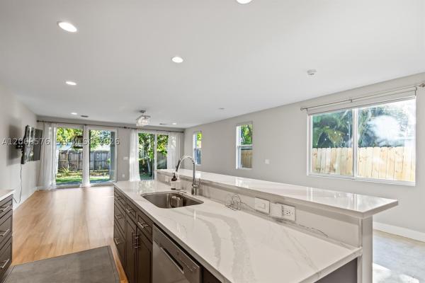 Lauderdale Pines, 619 SW 17th St, Fort Lauderdale, Florida 33315, image 3
