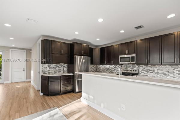Lauderdale Pines, 619 SW 17th St, Fort Lauderdale, Florida 33315, image 1