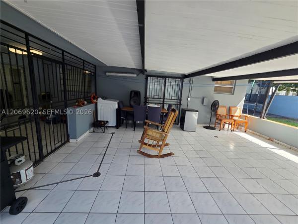 Las Estrellas, 7825 W 4th Ln, Hialeah, Florida 33014, image 1