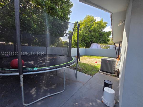 Las Estrellas, 7825 W 4th Ln, Hialeah, Florida 33014, image 1