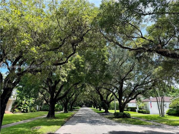 Coral Gables Residential, 1125 Almeria Ave #COTTAGE, Coral Gables, Florida 33134, image 3