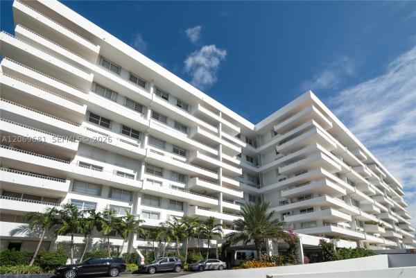 Commodore Club South, 199 Ocean Lane Dr #206, Key Biscayne, Florida 33149, image 3