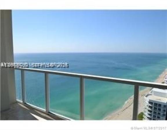 La Perla, 16699 Collins Ave #3109, Sunny Isles Beach, Florida 33160, image 2