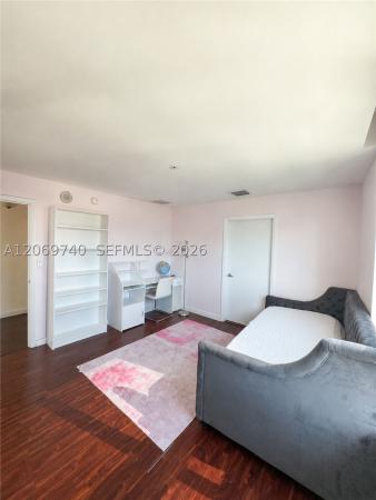 Quantum On The Bay, 1900 N Bayshore Dr #1618, Miami, Florida 33132, image 2