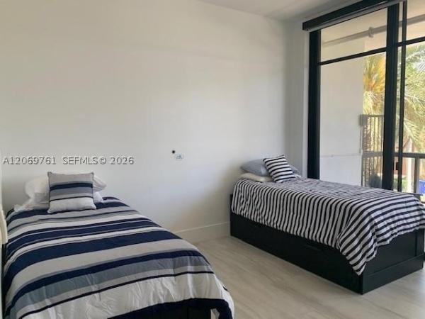 Palms On Venice, 161 Isle Of Venice Dr #202, Fort Lauderdale, Florida 33301, image 1