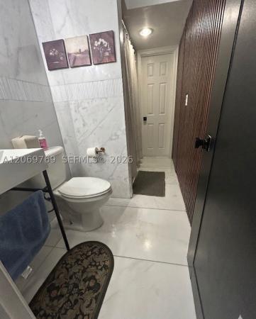 Stirling Lake, 5450 SW 55th Ave #2, Davie, Florida 33314, image 3