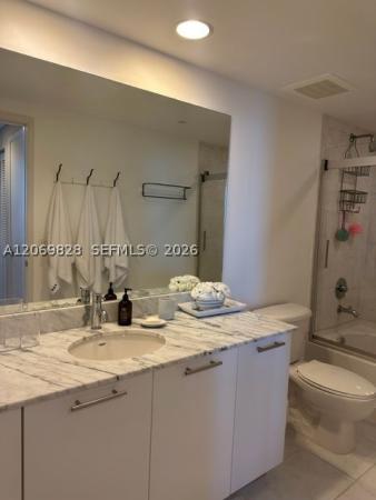 The Plaza On Brickell East, 950 Brickell Bay Dr #2104, Miami, Florida 33131, image 1