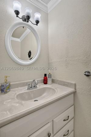 Country Squire Townhomes, 10725 NW 30th Pl #4, Sunrise, Florida 33322, image 2
