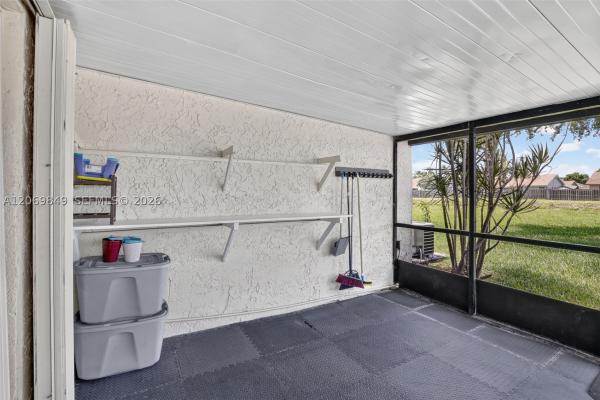 Country Squire Townhomes, 10725 NW 30th Pl #4, Sunrise, Florida 33322, image 3