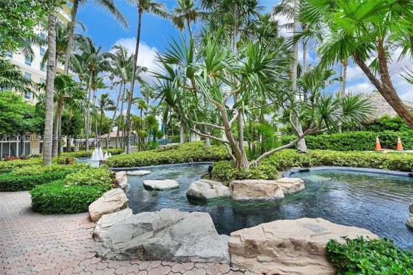 Turnberry On The Green, 19501 W Country Club Dr #1004, Aventura, Florida 33180, image 3