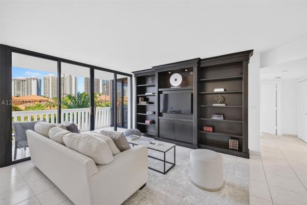 1000 Island Boulevard, 1000 E Island Blvd #405, Aventura, Florida 33160, image 3