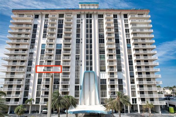 Allington Towers North, 1500 S Ocean Dr #J7, Hollywood, Florida 33019, image 2