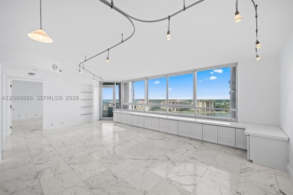 South Pointe Towers, 400 S Pointe Dr #1905, Miami Beach, Florida 33139, image 2