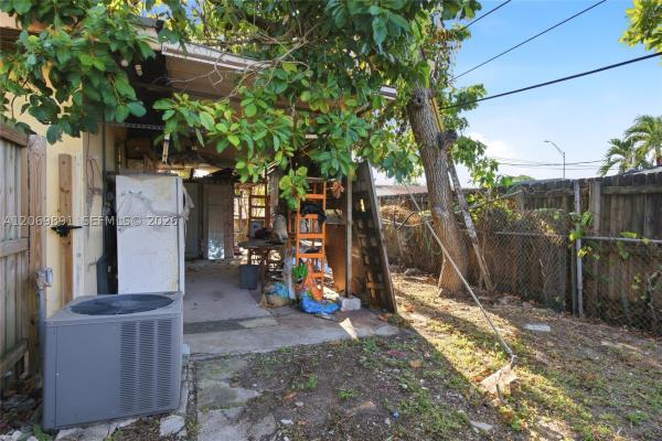 621 SE 4th St, Hialeah, Florida 33010, image 1