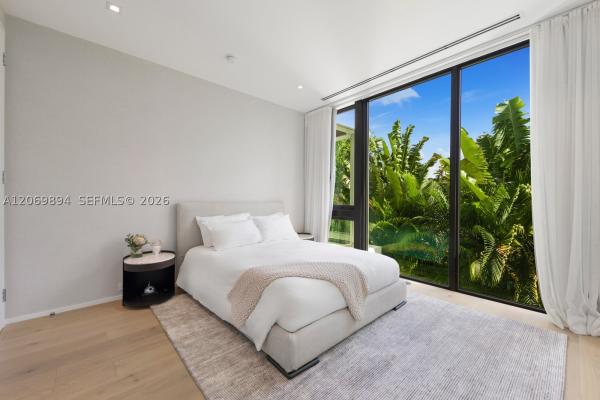 La Gorce Golf, 6015 N Bay Rd, Miami Beach, Florida 33140, image 2