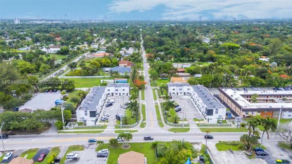 171 NW 158th St #8, Unincorporated Dade County, Florida 33169, image 2