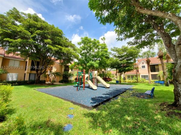 15591 SW 105th Ter #512, Unincorporated Dade County, Florida 33196, image 1