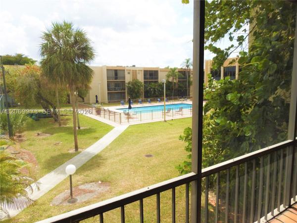 8401 SW 107th Ave #211E, Unincorporated Dade County, Florida 33173, image 2