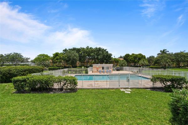 French Villas, 661 N University Dr #1-103, Pembroke Pines, Florida 33024, image 3