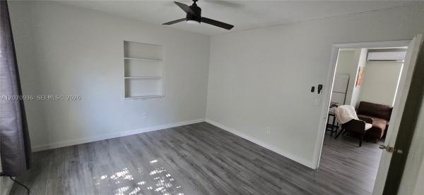 1130 NE 111th St, Unincorporated Dade County, Florida 33161, image 3