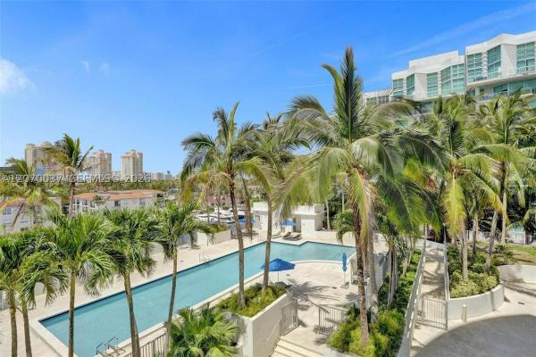 Uptown Marina Lofts, 3029 NE 188th St #1010, Aventura, Florida 33180, image 3