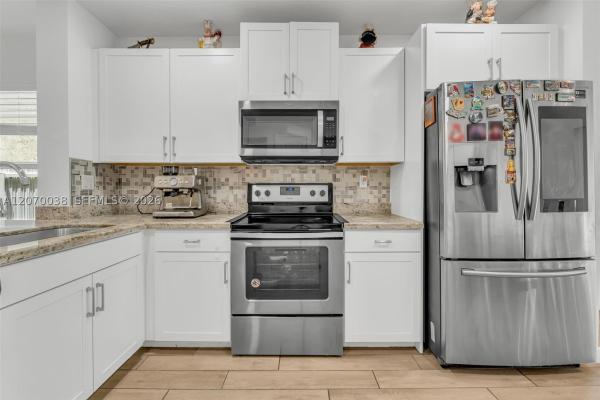 Royal Homes West, 537 NE 6th Ct, Florida City, Florida 33034, image 1
