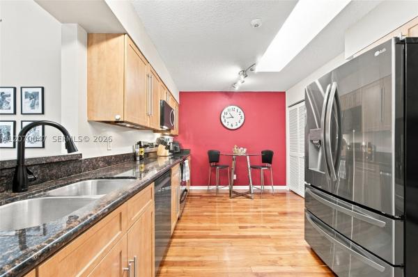 Cypress Glen Townhomes, 10852 Cypress Glen Dr, Coral Springs, Florida 33071, image 3