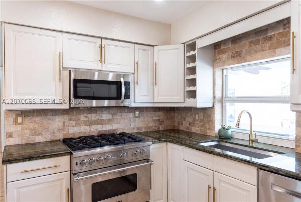 Hollywood Hills, 5321 Lincoln St, Hollywood, Florida 33021, image 3