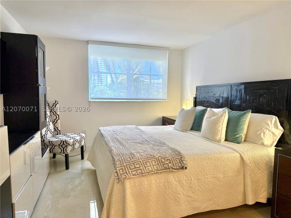Cape Florida Club, 210 Sea View Dr #308, Key Biscayne, Florida 33149, image 3
