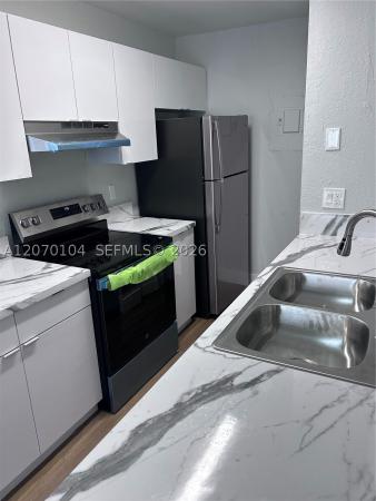 2109 Catherine Dr #4, Delray Beach, Florida 33445, image 2