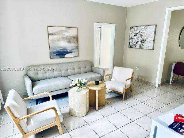 303 86th St #1, Miami Beach, Florida 33141, image 2