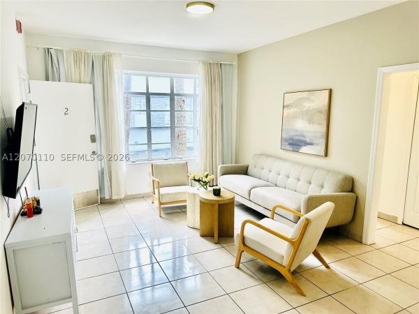 303 86th St #1, Miami Beach, Florida 33141, image 3