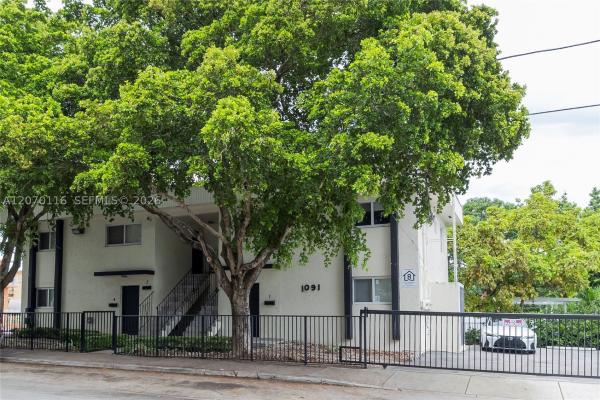 Lawrence Estates Land, 1091 SW 4th St #2, Miami, Florida 33130, image 3