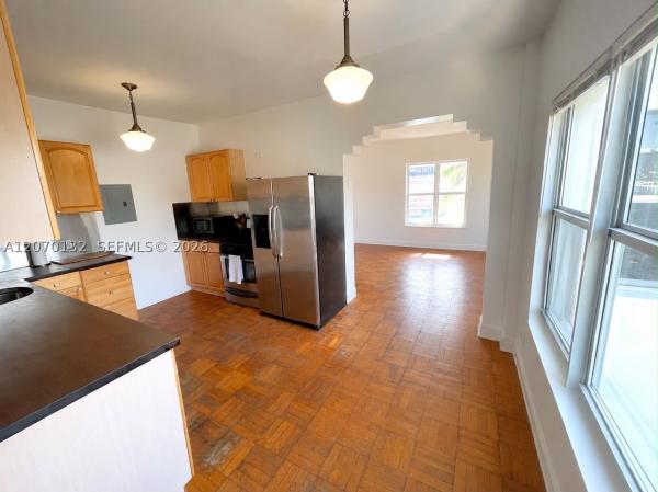 Garden, 4035 N Meridian Ave #305, Miami Beach, Florida 33140, image 3