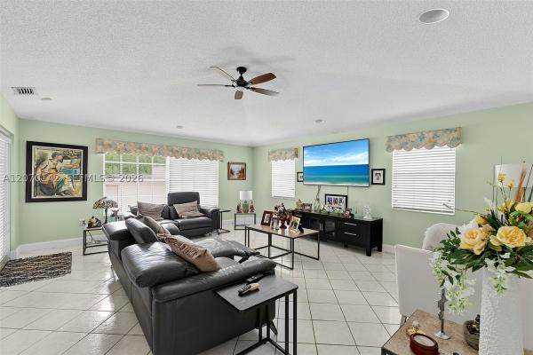 15735 SW 153rd Ave, Unincorporated Dade County, Florida 33187, image 3