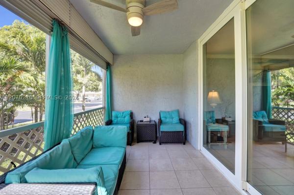 Meadowbrook Lakes, 325 SE 11th Ter #107, Dania Beach, Florida 33004, image 3