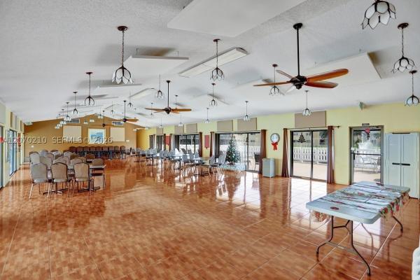 Meadowbrook Lakes, 325 SE 11th Ter #107, Dania Beach, Florida 33004, image 2