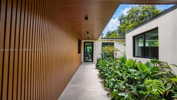 Sky Lake, 2110 NE 191st Dr, North Miami Beach, Florida 33179, image 1