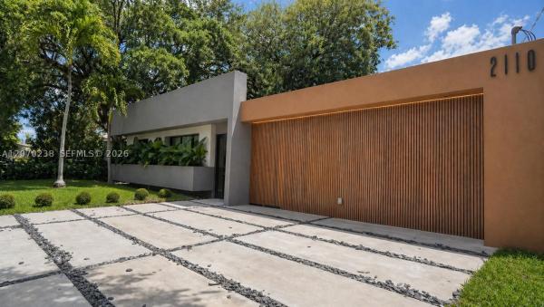 Sky Lake, 2110 NE 191st Dr, North Miami Beach, Florida 33179, image 3