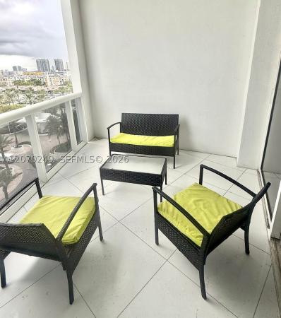Trump Royale, 18201 Collins Ave #908, Sunny Isles Beach, Florida 33160, image 2