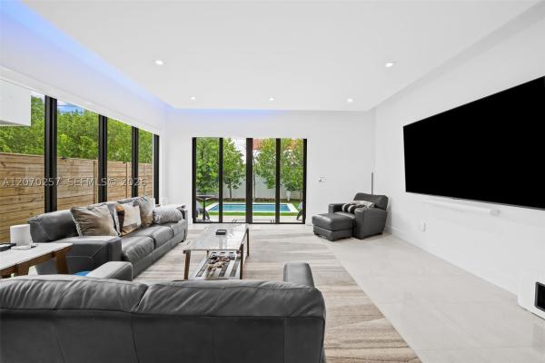 1519 SW 22nd Ter #1519, Miami, Florida 33145, image 3