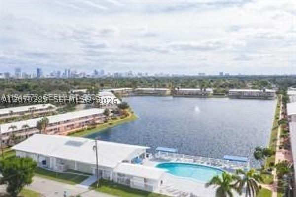 1000 SW 11th Ave #10E, Hallandale Beach, Florida 33009, image 1