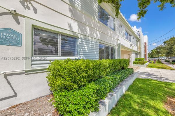 Joycia Apartments, 2250 Bay Dr #7, Miami Beach, Florida 33141, image 2