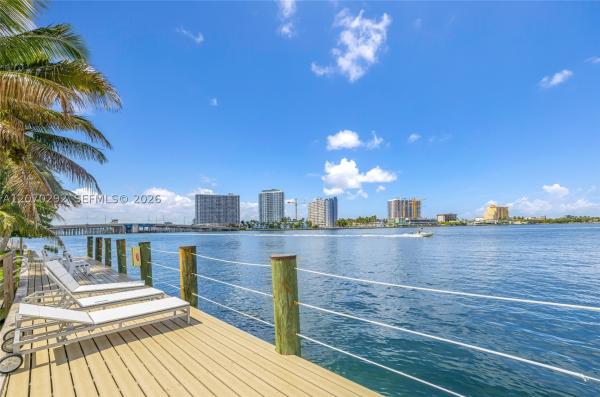 Joycia Apartments, 2250 Bay Dr #7, Miami Beach, Florida 33141, image 1