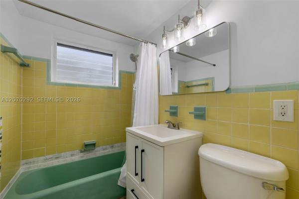 Joycia Apartments, 2250 Bay Dr #7, Miami Beach, Florida 33141, image 3