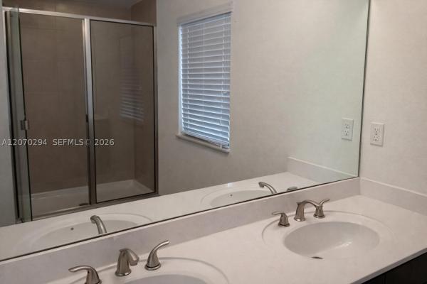 426 NE 194th Ter, Unincorporated Dade County, Florida 33179, image 3