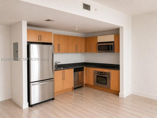 Met 1, 300 S Biscayne Blvd #T-2503, Miami, Florida 33131, image 1