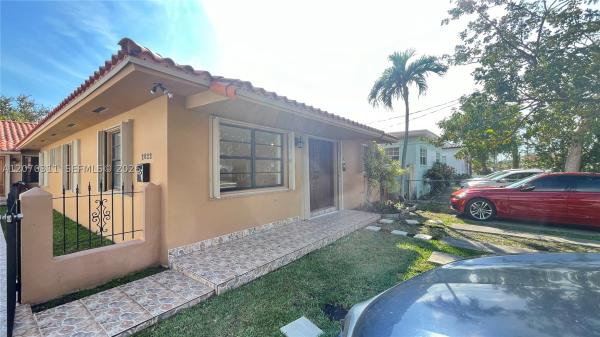 The Pines, 2820 SW 25th St, Miami, Florida 33133, image 3