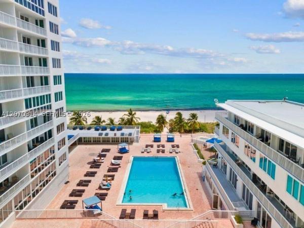 The Carriage House, 5401 Collins Ave #620, Miami Beach, Florida 33140, image 3