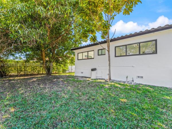 2500 SW 23rd Ter, Miami, Florida 33145, image 2